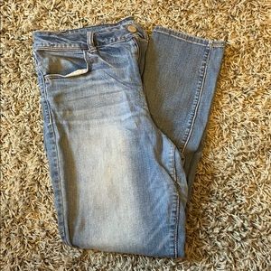 American eagle high rise jegging. Size 14 short